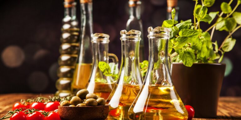 Tips Cerdas Menggunakan Minyak Sehat Saat Memasak